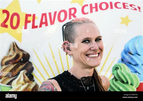 Competitive Eater Molly Schuyler at the Tulare County Fair Stock Photo ...