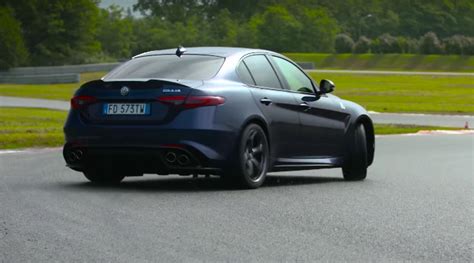 Chris Harris Drifts Alfa Romeo Giulia Quadrifoglio In First Top Gear