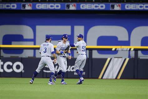 Dodgers Podcast Nlds Review Vs Padres Nlcs Preview Vs Braves True