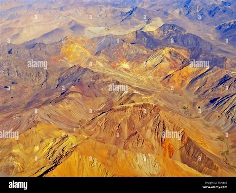 Andes mountain range hi-res stock photography and images - Alamy