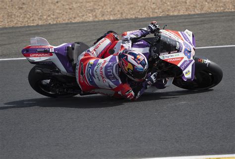 Martin Si Prende La Sprint Race Motogp Francia Super Duello Tra