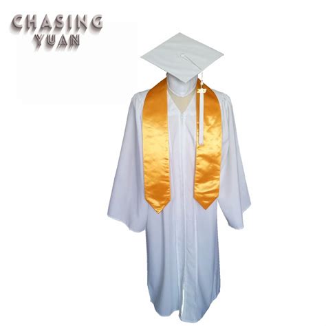 University White Graduation Cap Gown with Gold Stole - China Graduation ...