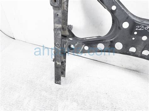 2017 Toyota Tacoma Rear Crossmember Frame Cut 51209 04045