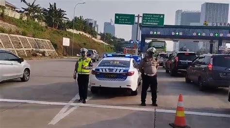 Ruas Jalan Dki Jakarta Terapkan Buka Tutup Selama Ktt Asean