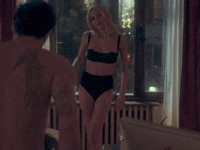 DILAN CICEK DENIZ Nude AZNude