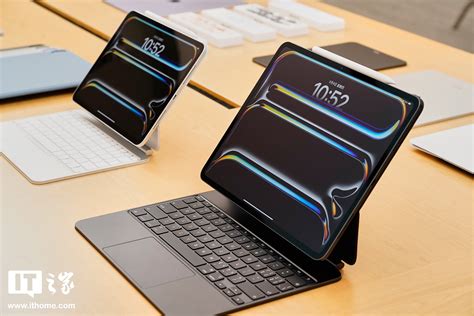 消息称 Lg 将于本月内调整旗下 Ipad Pro Oled 显示屏产线，切换为制造 Iphone 面板lgiphoneoled新浪