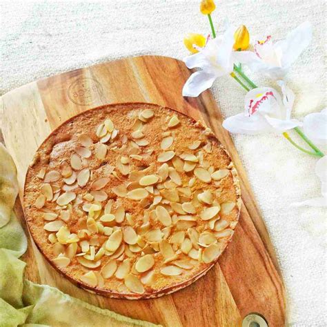 Healthy Raspberry Almond Frangipane Tart Recipe Nourish Your Glow