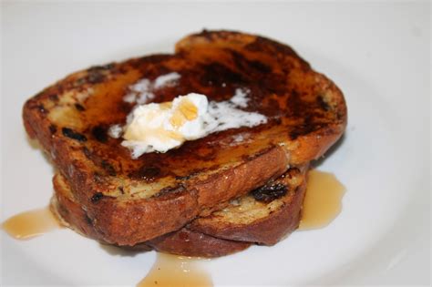 The Crystal Dish: Raisin Bread French Toast