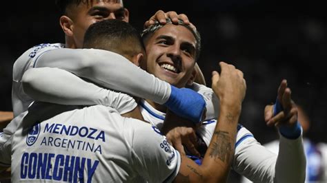 Clasificado Godoy Cruz le ganó en el final a Platense y jugará los