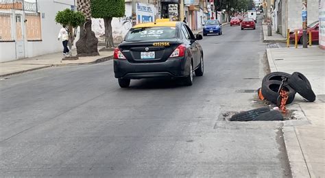 Registro Sin Tapa Pone En Riesgo A Peatones Sobre La Calle Francisco