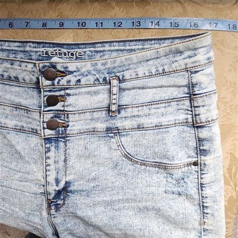 Refuge High Waist Stonewash Denim Jean Shorts Size 14 Gem