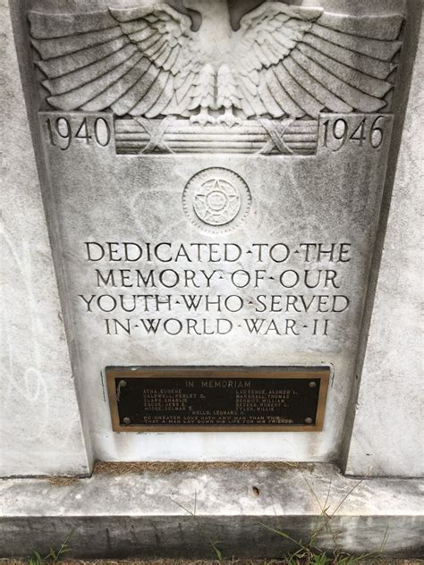 CHARLESTON WORLD WAR II MEMORIAL CENTER STONE - National War Memorial