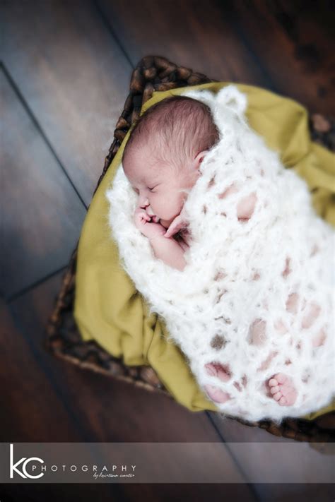 Snuggly Free Crochet Baby Cocoon Pattern Pretty Darn Adorable