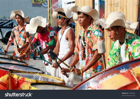 Manila, Philippines – April 24: Street Performer Showcase Filipino ...