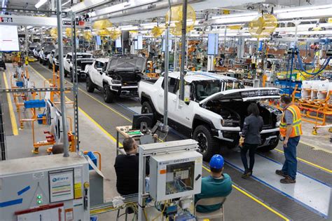 General Motors Opens Electric Car Plant In Detroit