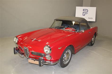 Alfa Romeo 2000 SPIDER TOURING de 1960 à vendre voiture ancienne de