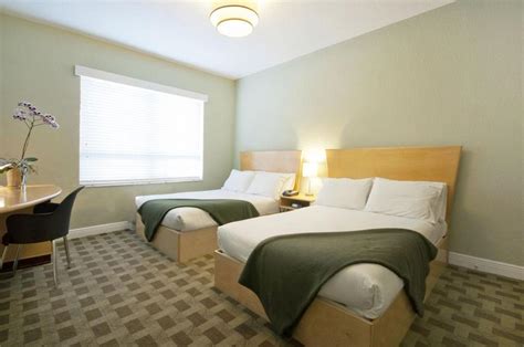 Crest Hotel Suites in Miami Beach (FL) - Room Deals, Photos & Reviews