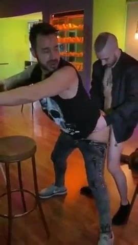 En El Bar Gay Anal Porn XHamster