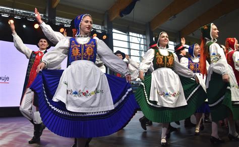 Zespół Pieśni i Tańca Krajna z Nakła rusza na podbój Hiszpanii