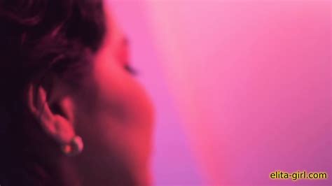 Luxurious Lady With Big Ass From Canada