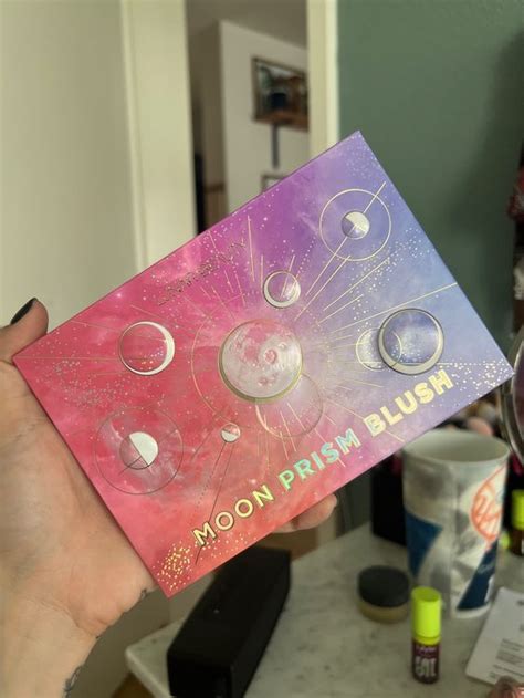 Lunar Beauty Moon Prism Blush Palette Kaufen Auf Ricardo