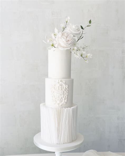 21 all-white wedding cakes we love