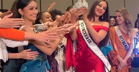 Presentan La Nueva Corona De Miss Universe Wapa Tv Noticias Videos