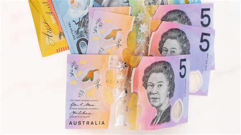 Australia S New 5 Notes Will Replace The Queen With A Tribute To