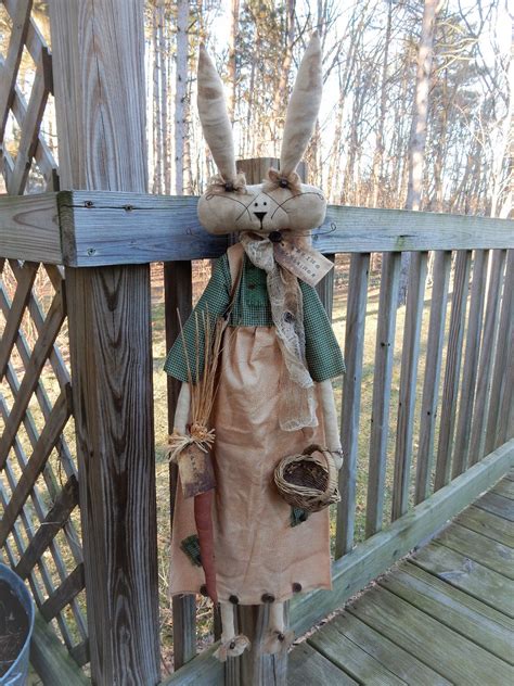 Folk Art Primitive Spring Carrot Basket Easter Bunny Raggedy Grungy