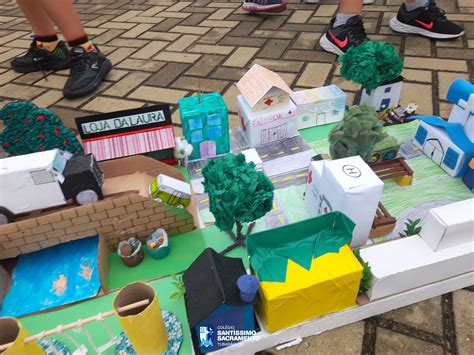 MAQUETE: DIFERENTES TIPOS DE BAIRROS | 3º ano – Colégio
