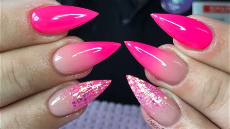 Ongle en gel rose 40 idées pour un nail art parfait