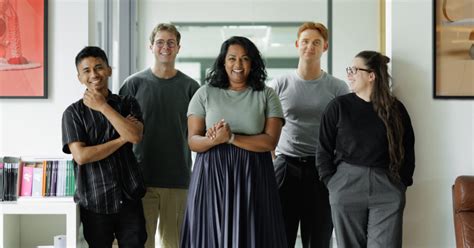 simple      newest faces  simple