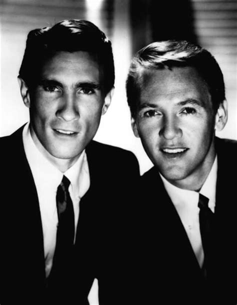 Bill Medley And Bobby Hatfield Music Unchained Melody Good Music