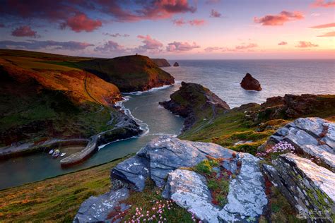 Boscastle Harbour - Land und Licht