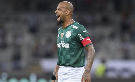 Felipe Melo se le fue de frente a Mbappé por burlarse del fútbol