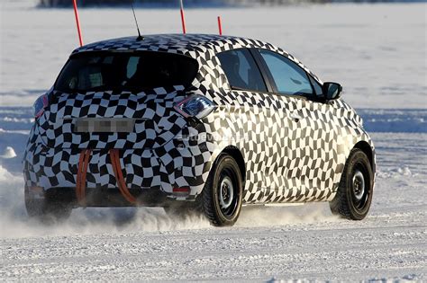 Spyshots: Renault Zoe Electric Supermini - autoevolution