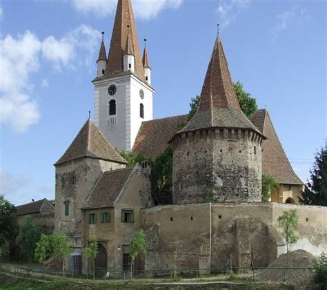 Cele Mai Frumoase Biserici Fortificate Top Monumente Din Zona