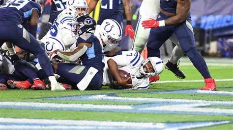 HIGHLIGHT | Jacoby Brissett Takes QB Sneak In For Touchdown