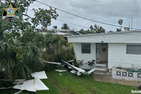 Pasco County deputies rescue 60 people from flooded homes | WFLA