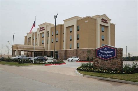 New Hampton Inn & Suites Hotel opens in Missouri City