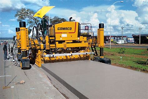 Gomaco Manufacturer Of Concrete Slipform Paving Equipment Road Building