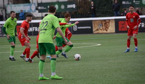 FV Engers 07 e V Mit dem Heimsieg im Rücken geht es auswärts zum 1 FC