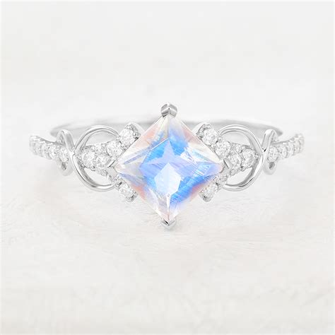 8 Tips on How to Properly Care for Moonstone Rings