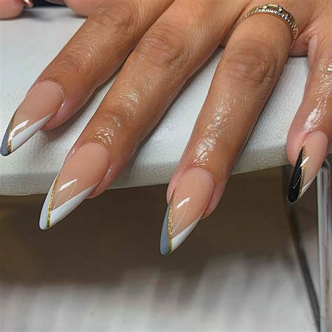 23 Professional Nail Manicure Ideas That Are Work Appropriate