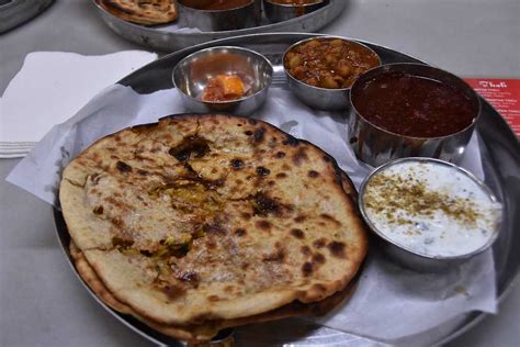 24 Famous Street Food Places In Old Delhi Holidify