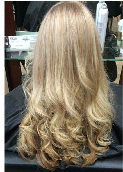 Soft Long Blonde Hair With Curls Long Locks Curled Hairstyles