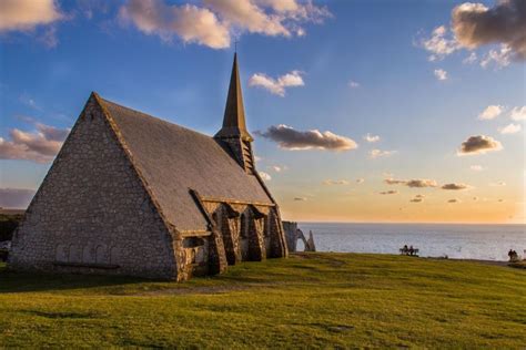 Etretat And Honfleur Private Round Transfer From Le Havre