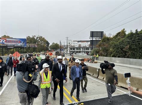 Cheshire Bridge Road reconnected as new bridge partially reopens ...