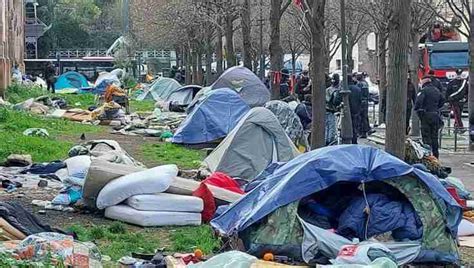 Tendopoli Sgomberata A Roma Termini