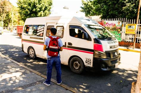 La Jornada Ataque Armado A Base De Combis En Chilpancingo Deja Un Muerto